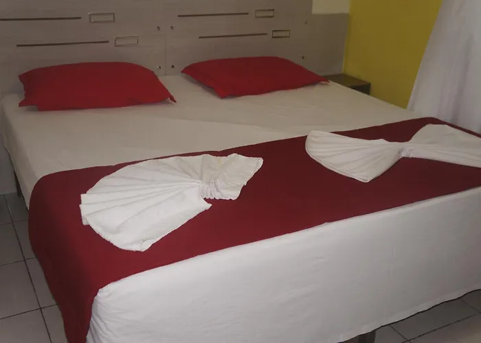 Nalu Beach Hotel Pousada